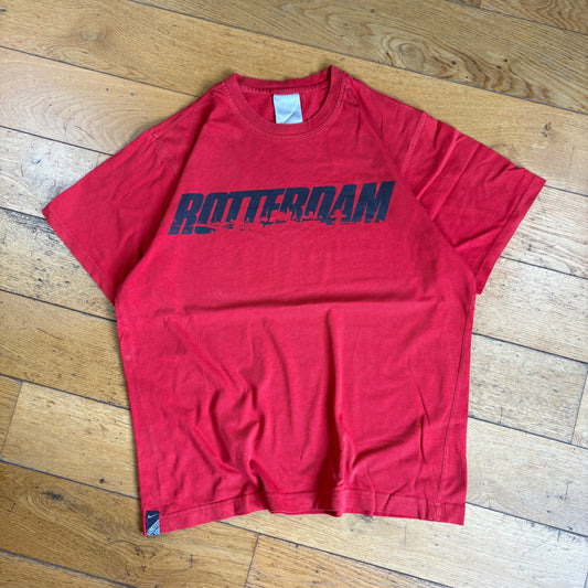 Vintage Nike Rotterdam Red Graphic T-Shirt - L