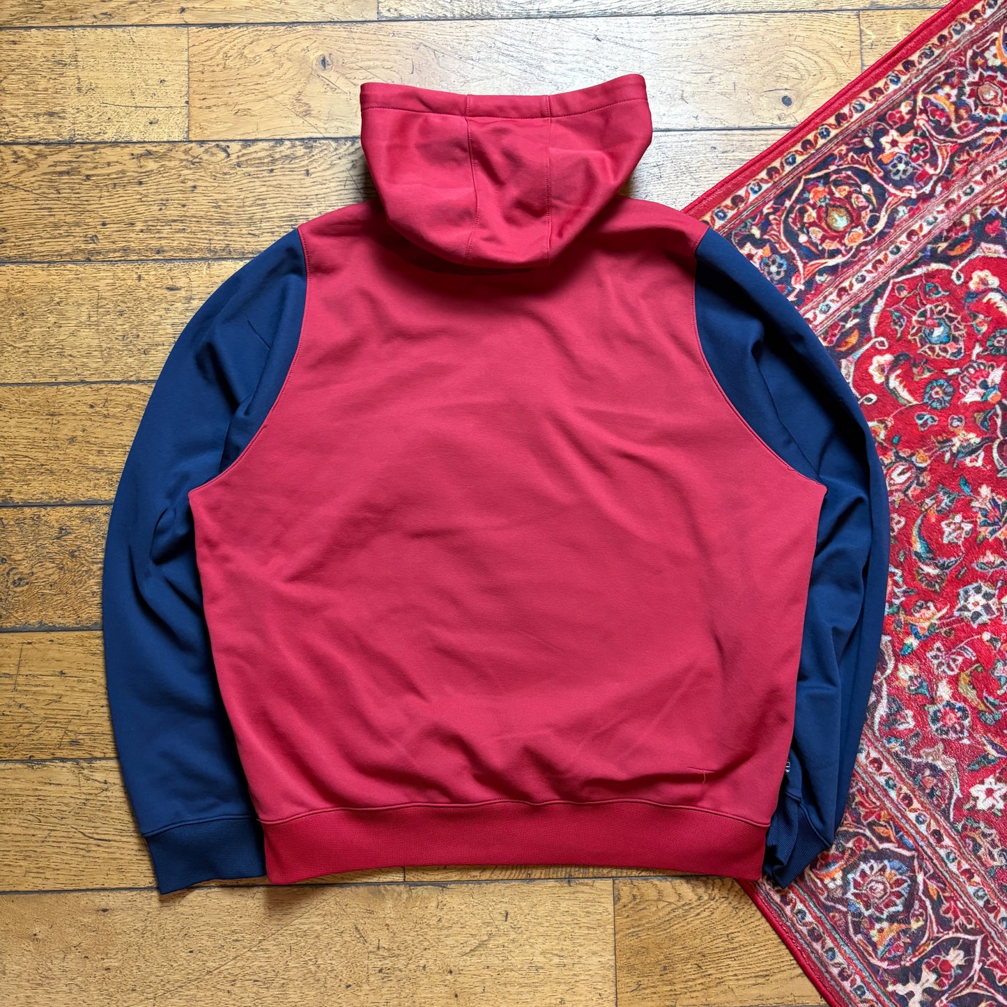 Vintage Nike Y2K Red Hoodie Sweatshirt - L
