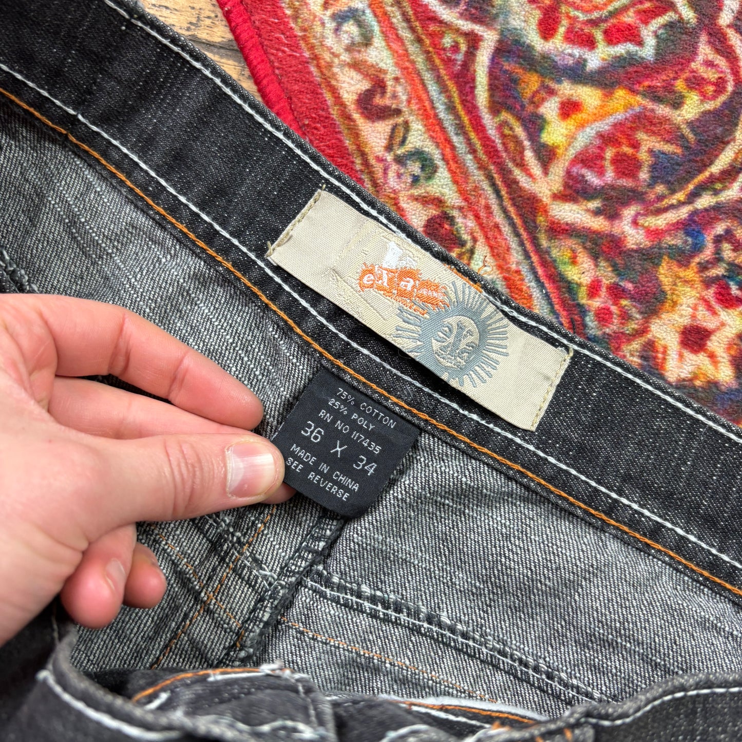 Vintage Black Embroidered Y2K Hip Hop Baggy Jeans - 36