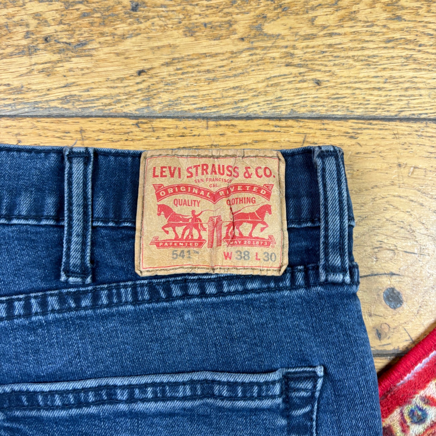 Vintage Levis 541 Straight Blue Denim Jeans - 36