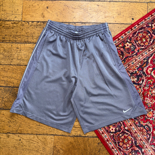 Vintage Nike Grey Silver Y2K Basketball Baggy Sports Shorts - L