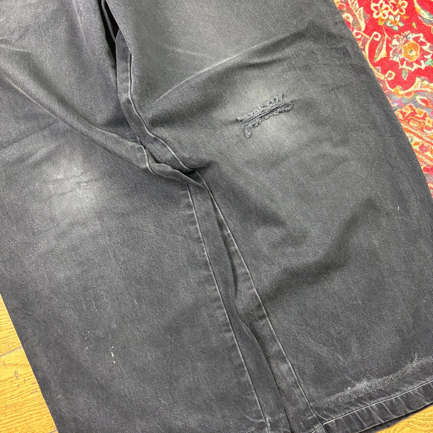 Vintage JNCO Tribal Skulls Black Embroidered Y2K Hip Hop Baggy Jeans - 34