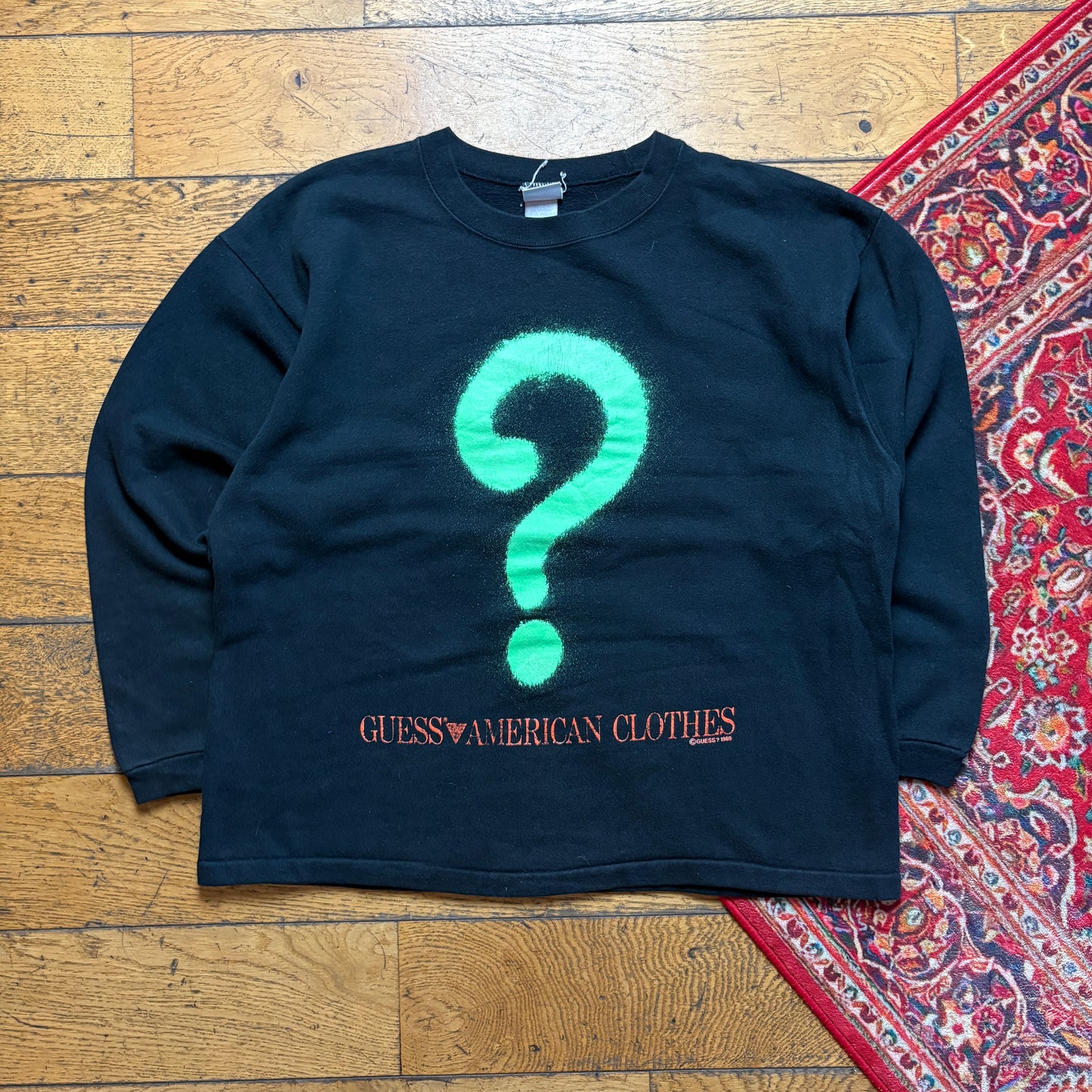 Vintage 1989 Guess Black Cropped Graphic Sweatshirt - M