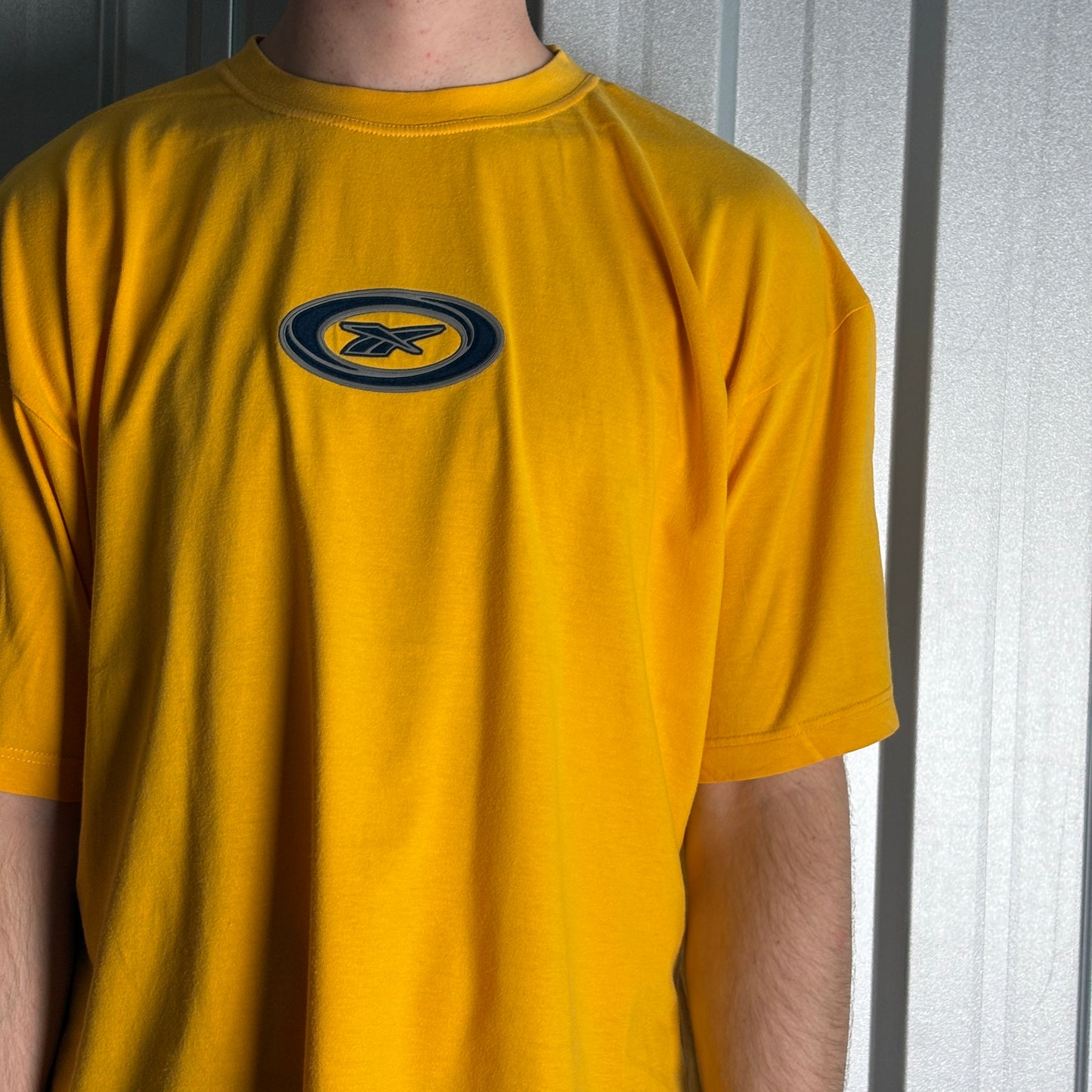 Vintage Reebok Yellow Y2K 00s Graphic T-Shirt - M