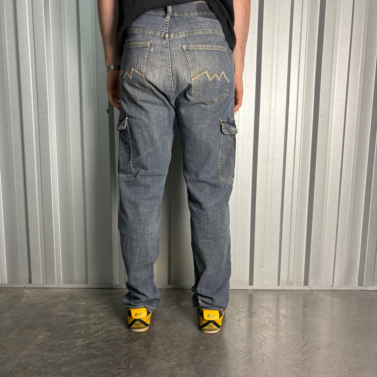 Embroidered Blue Japanese Denim Hip Hop Y2K Baggy Jeans - 34R