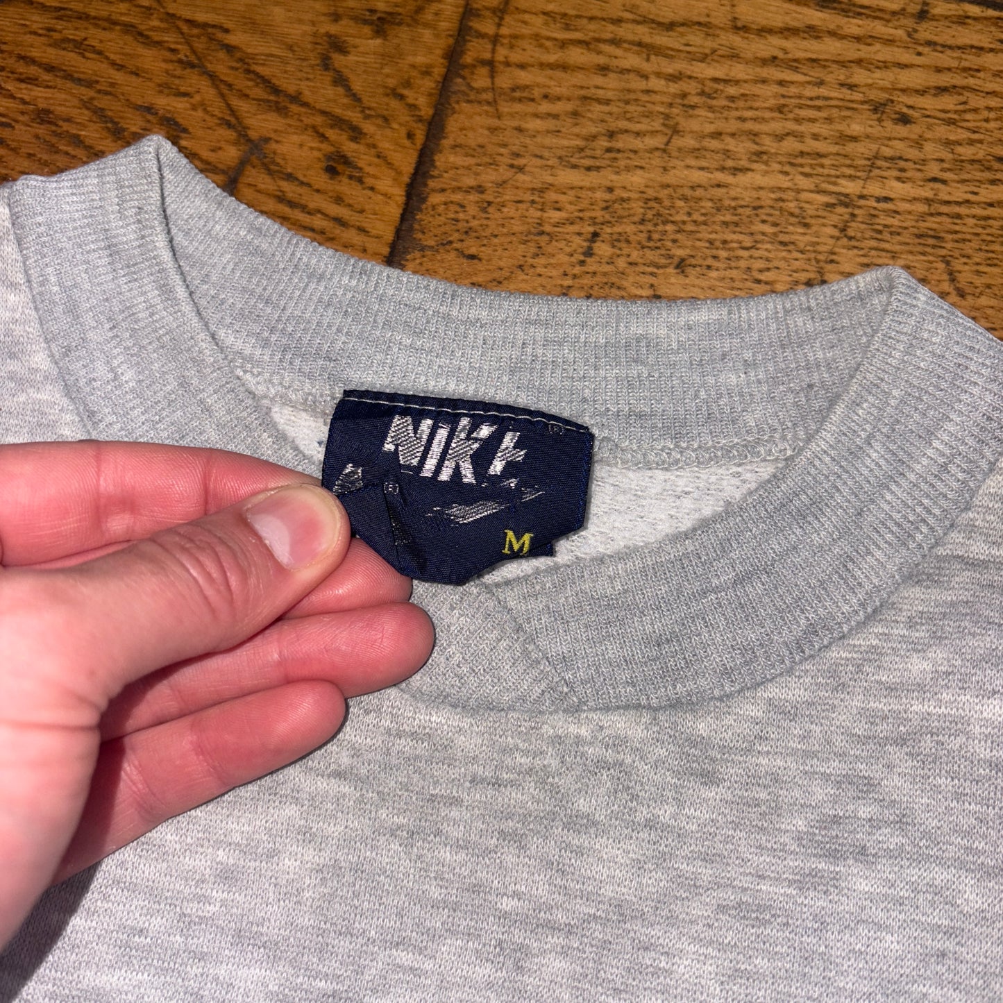 Vintage 90s Nike Grey Swoosh Boxy Embroidered Sweatshirt - M