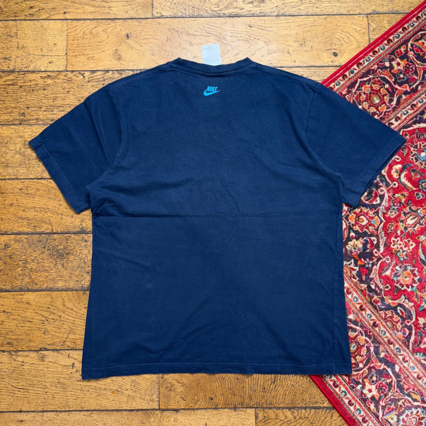 Vintage Nike y2K Navy Swoosh Graphic T-Shirt - M