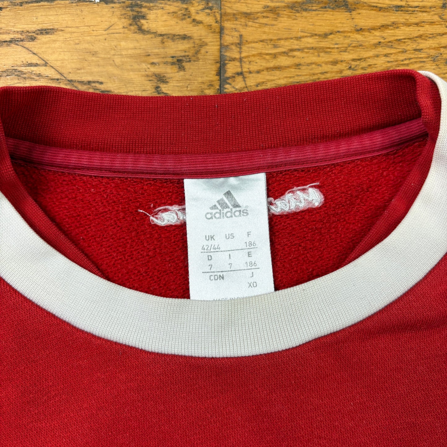 Vintage Adidas Bayern Munich Red Embroidered Sweatshirt - XL