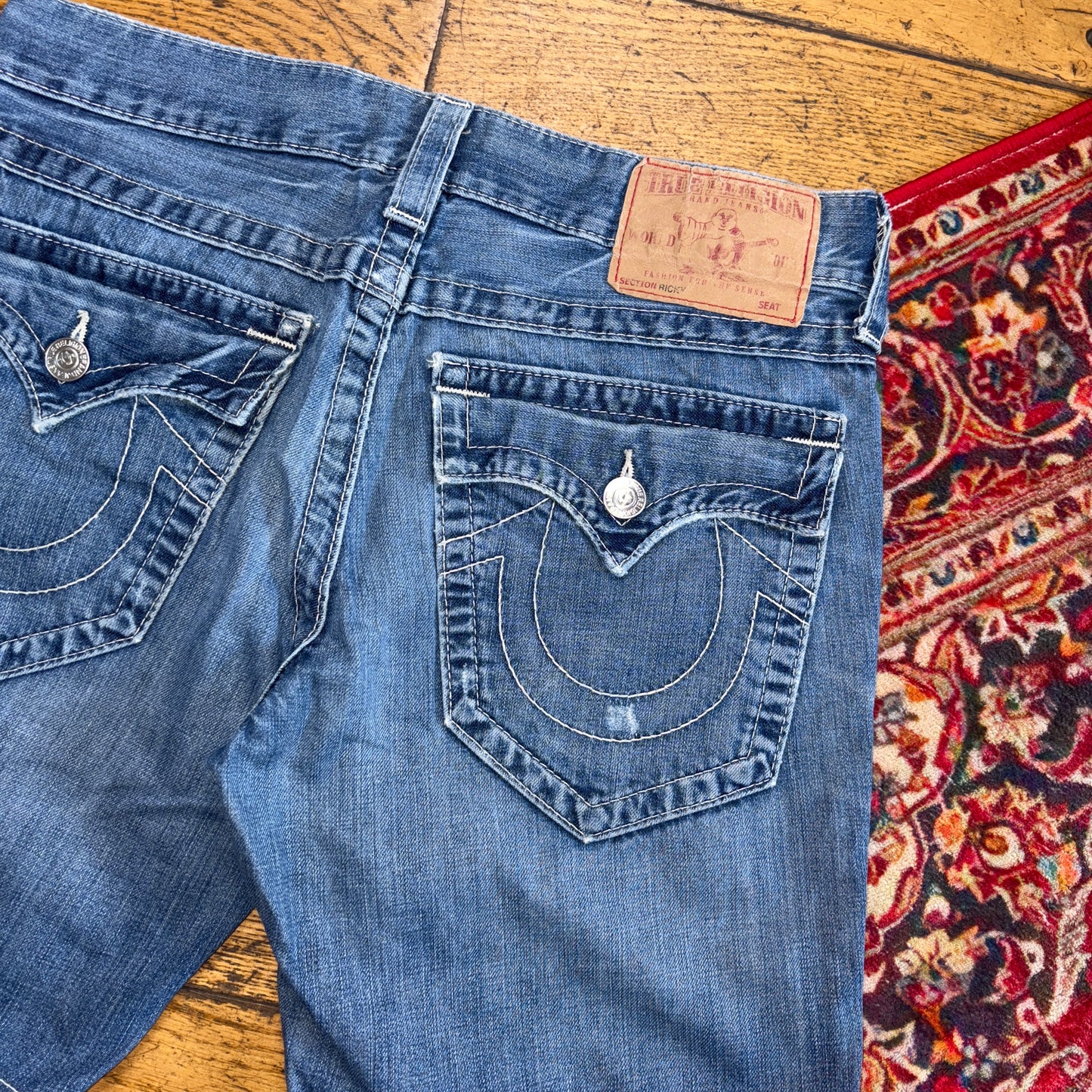 Vintage True Religion Blue Embroidered Y2K Shorts Jorts - 33