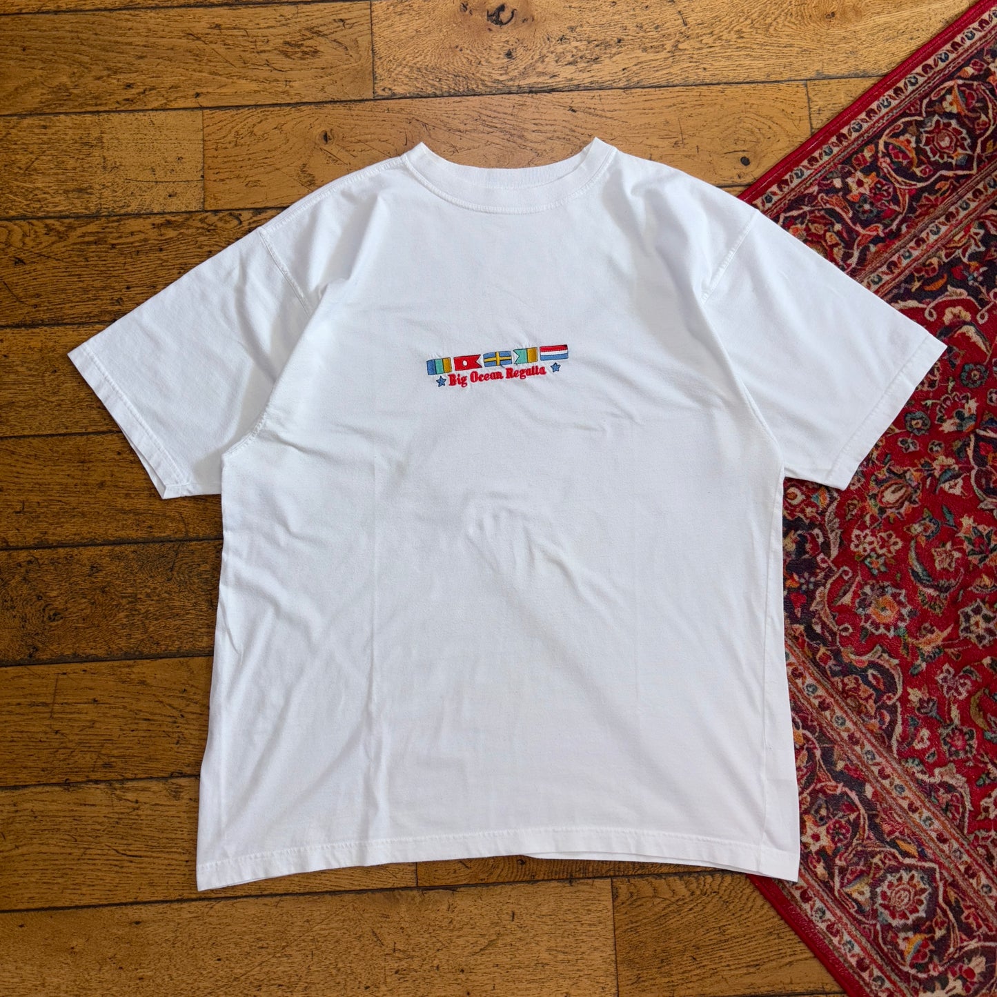 Vintage White Sailing Regatta Embroidered Graphic T-Shirt - XL