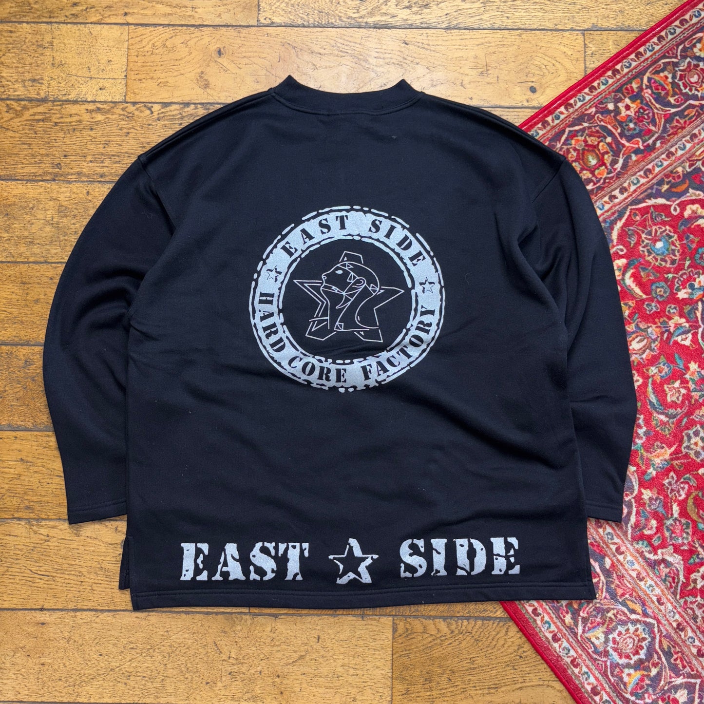 Vintage Black Long Sleeve Graphic T-Shirt - XL