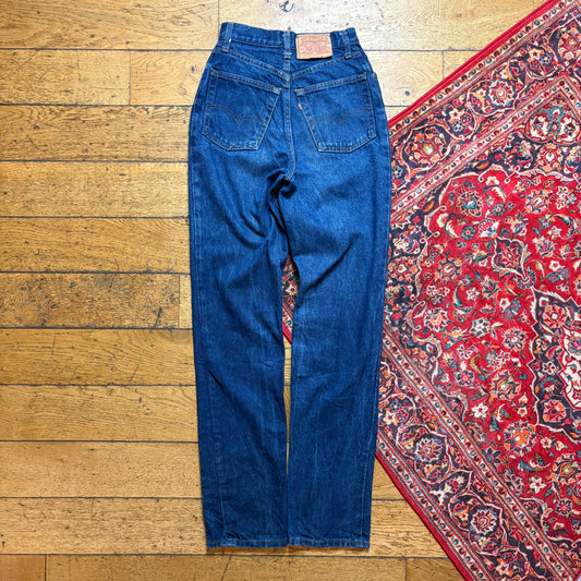 Vintage Levis Womens Blue Denim Jeans - Size 6