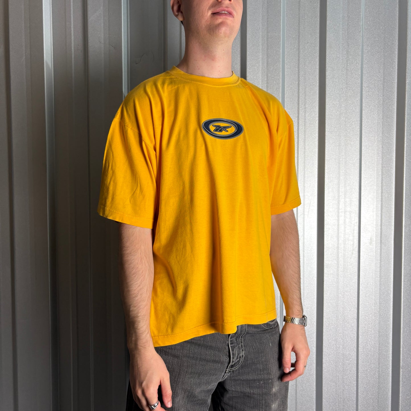 Vintage Reebok Yellow Y2K 00s Graphic T-Shirt - M