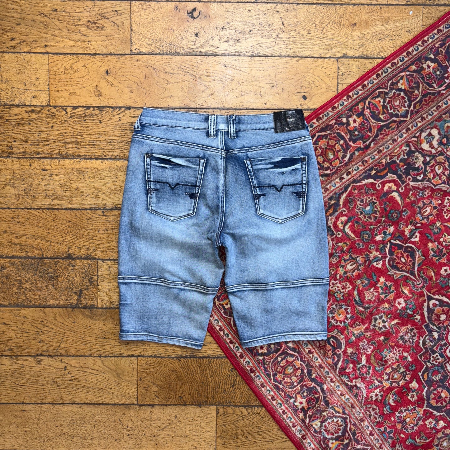 Vintage Blue Denim SlimShorts - 32