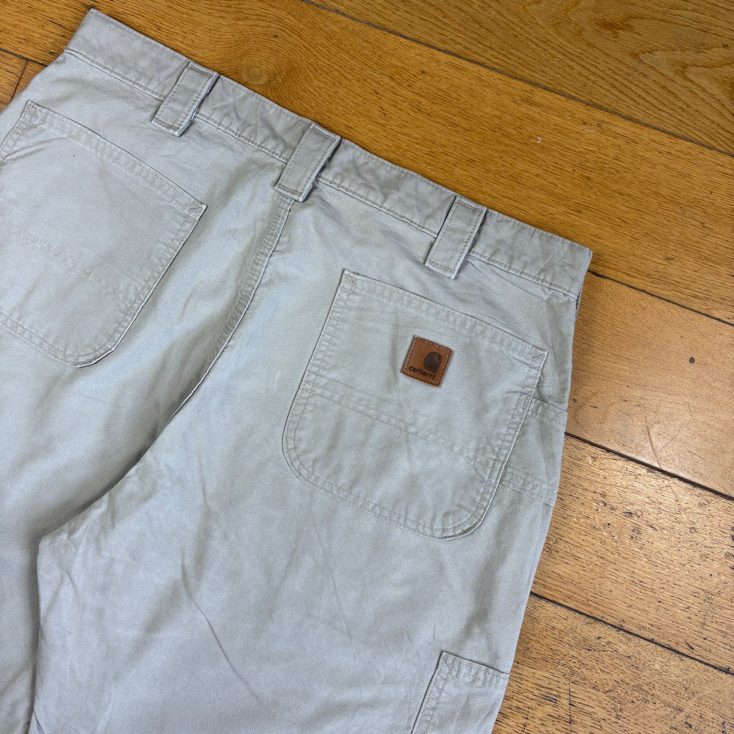 Vintage Carhartt Cream Workwear Baggy Carpenter Shorts - 36