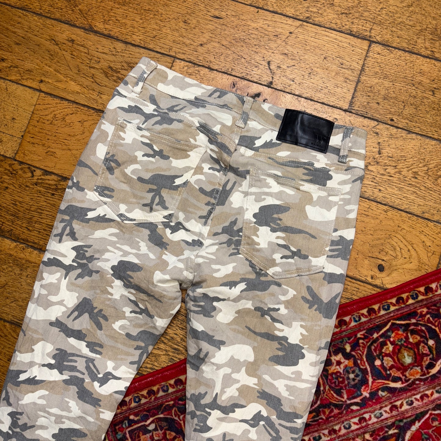 Vintage Camo Cream Stacked Grunge Distressed Y2K Hip Hop Skinny Jeans - 32L