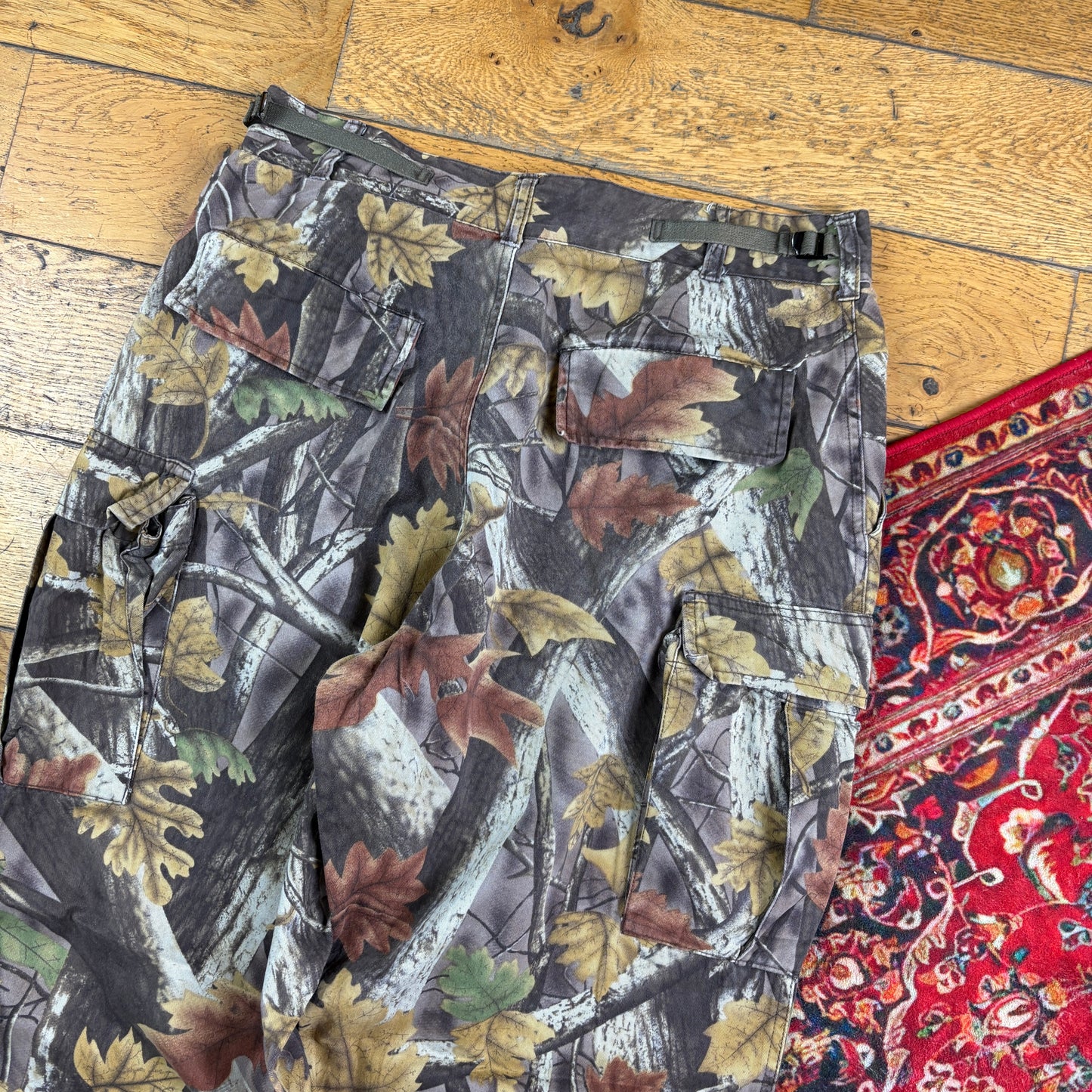 Vintage Real Tree Camo Green Hunting Workwear Trousers - 32