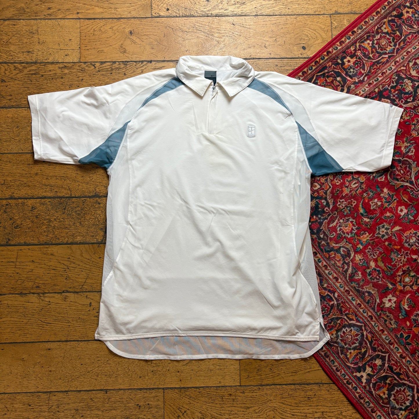 Vintage Y2K Nike Court White Double Layer Polo Shirt - M