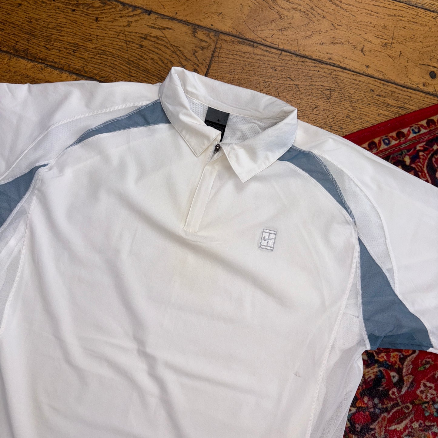 Vintage Y2K Nike Court White Double Layer Polo Shirt - M