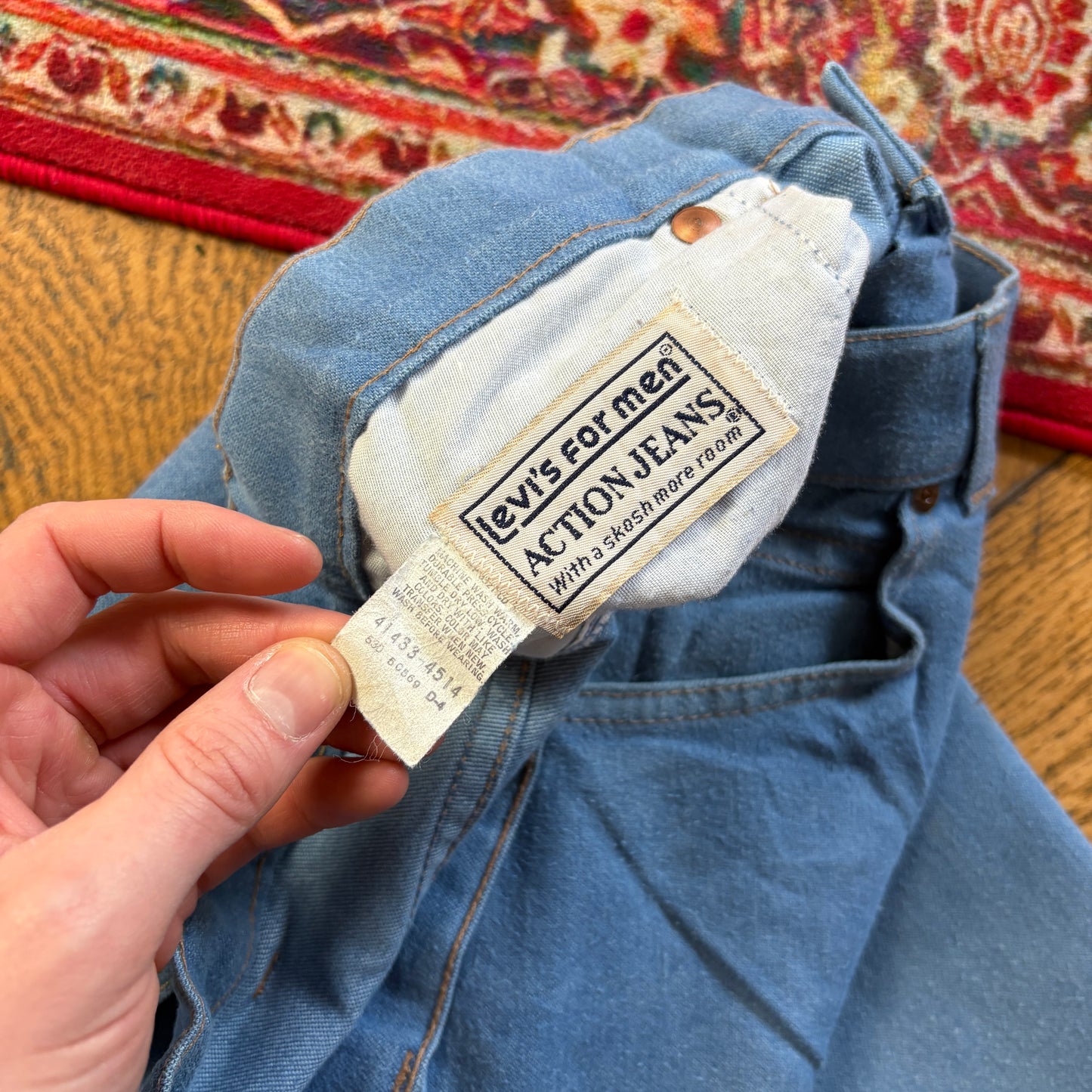 Vintage 1980s Levis Action Jeans Straight Blue Denim Jeans - 36L