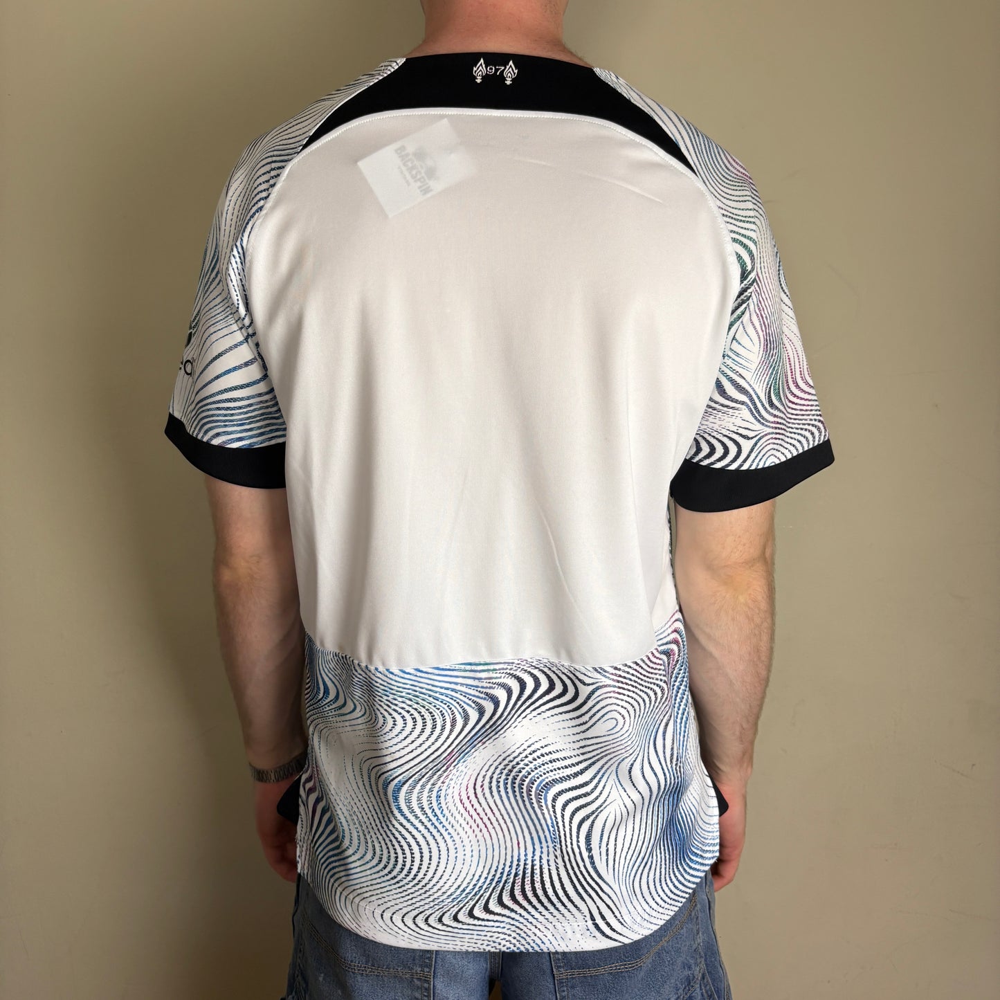Vintage Nike Liverpool 22/23 White Football Shirt - M