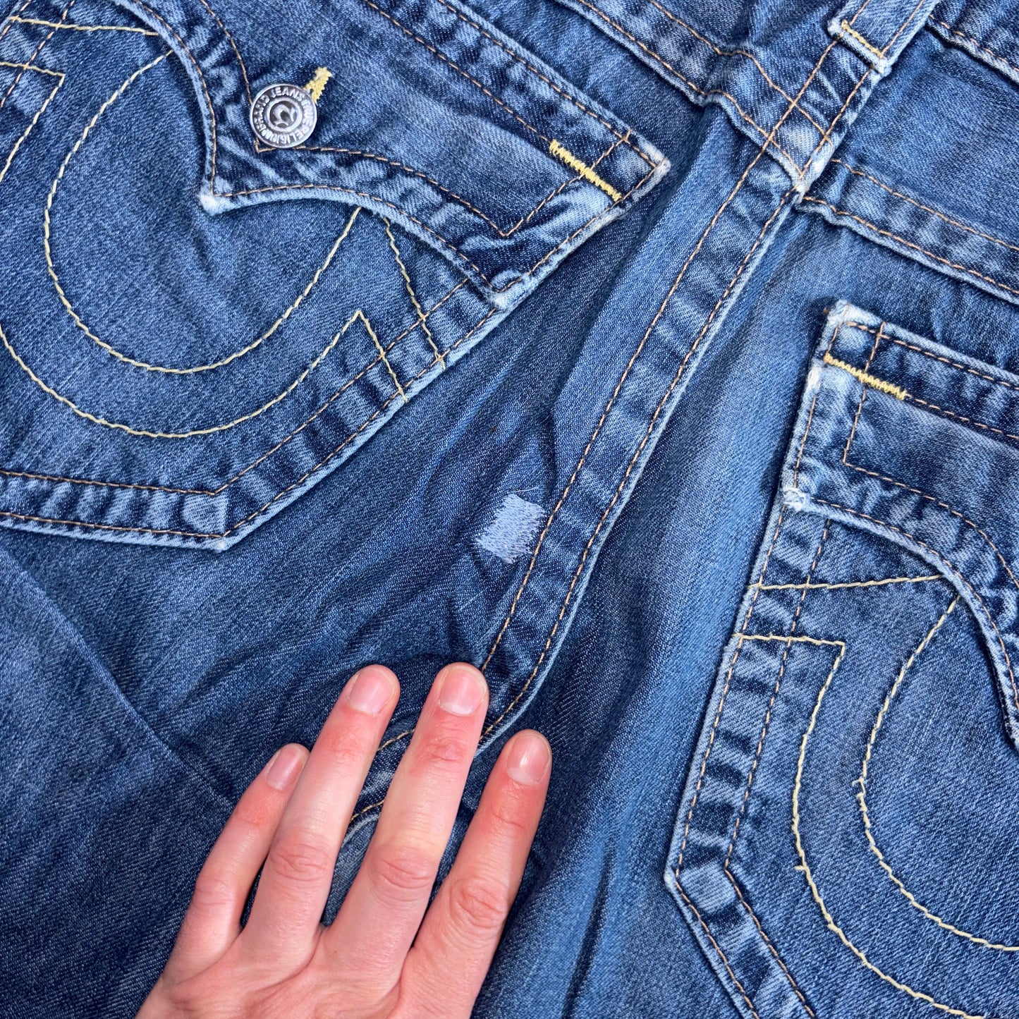 Vintage True Religion Blue Embroidered Y2K Shorts Jorts - 34