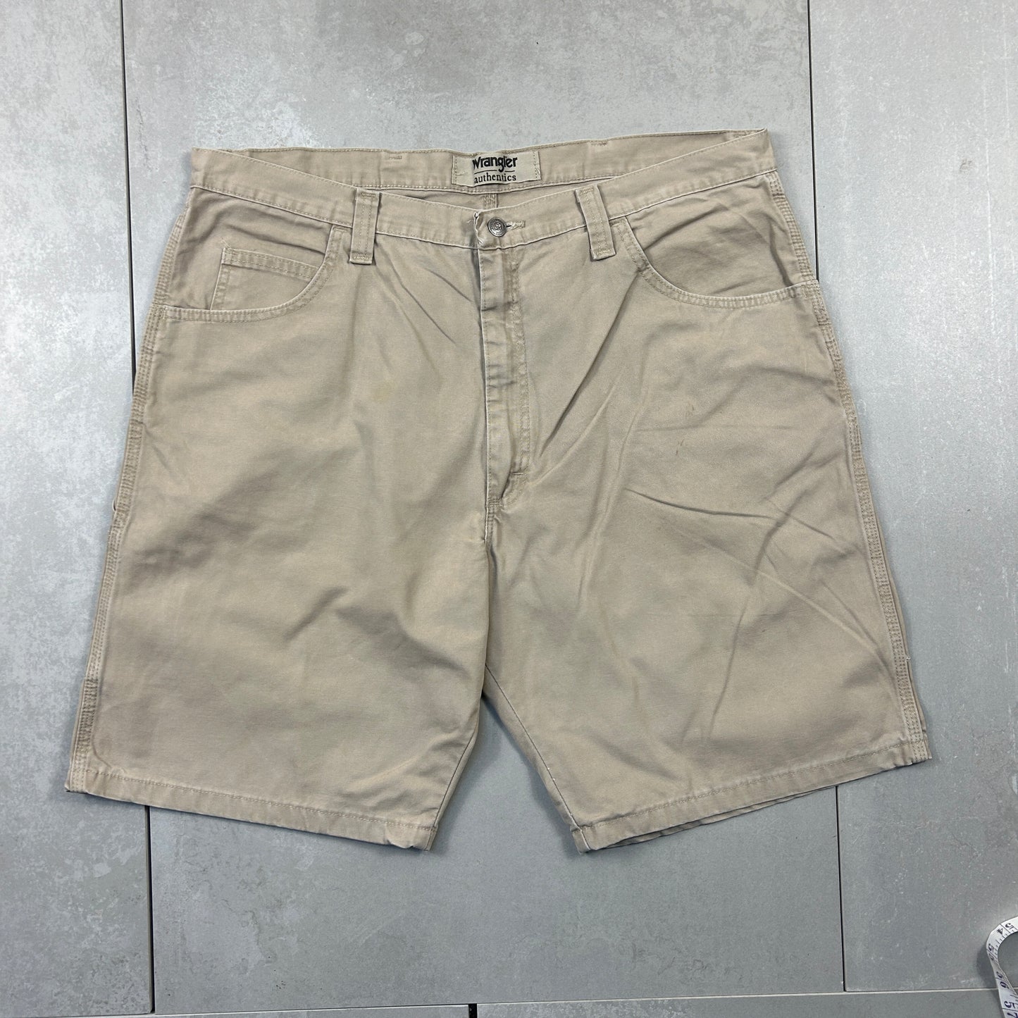 Vintage Wrangler Cream Workwear Carpenter Baggy Shorts - 40