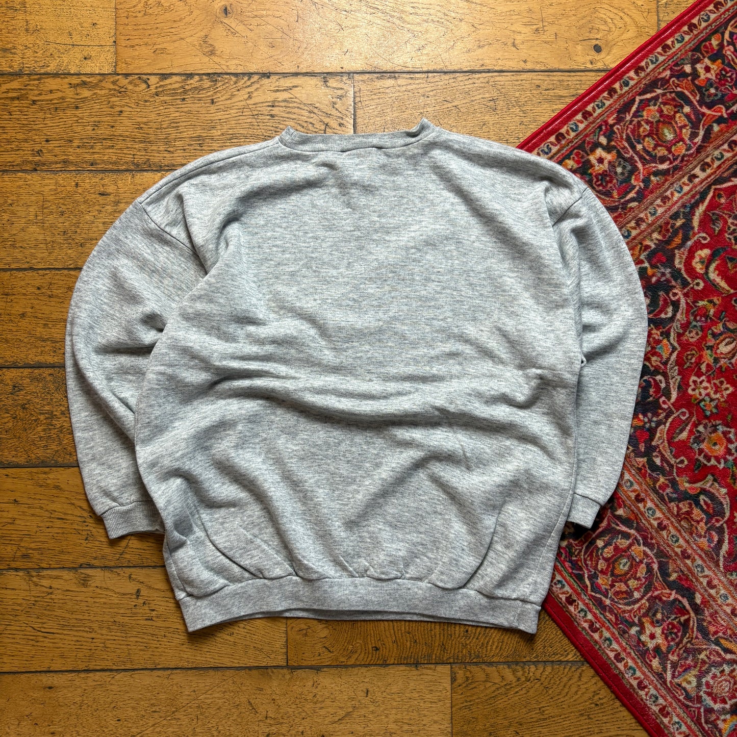 Vintage 90s Grey USA Graphic Boxy Sweatshirt - M