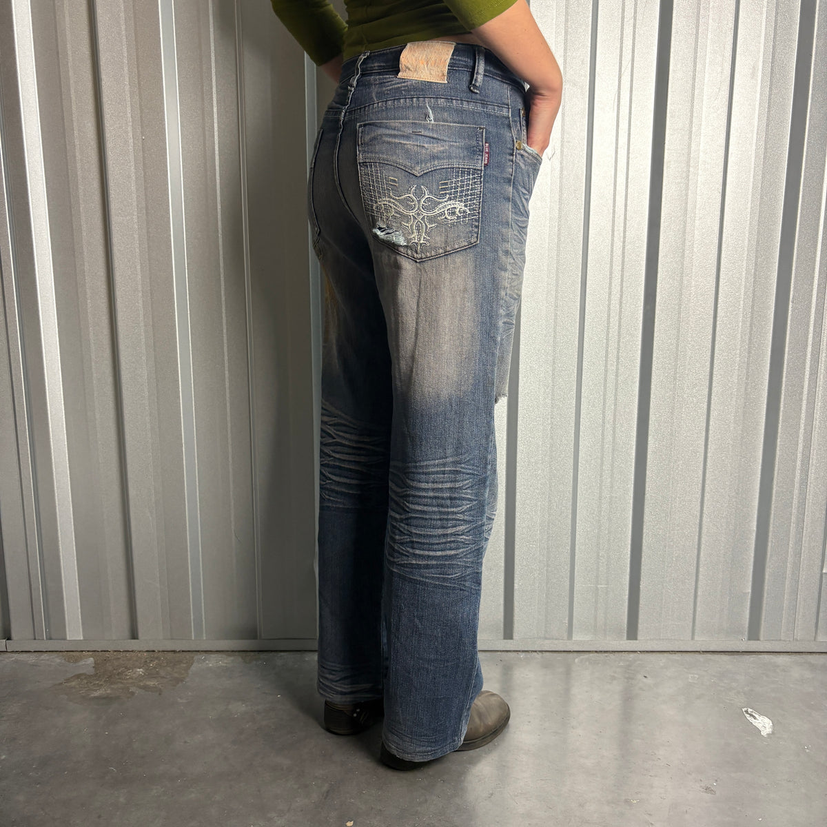 Embroidered Blue Cross Grunge Japanese Denim Hip Hop Y2K Baggy Jeans - 32S