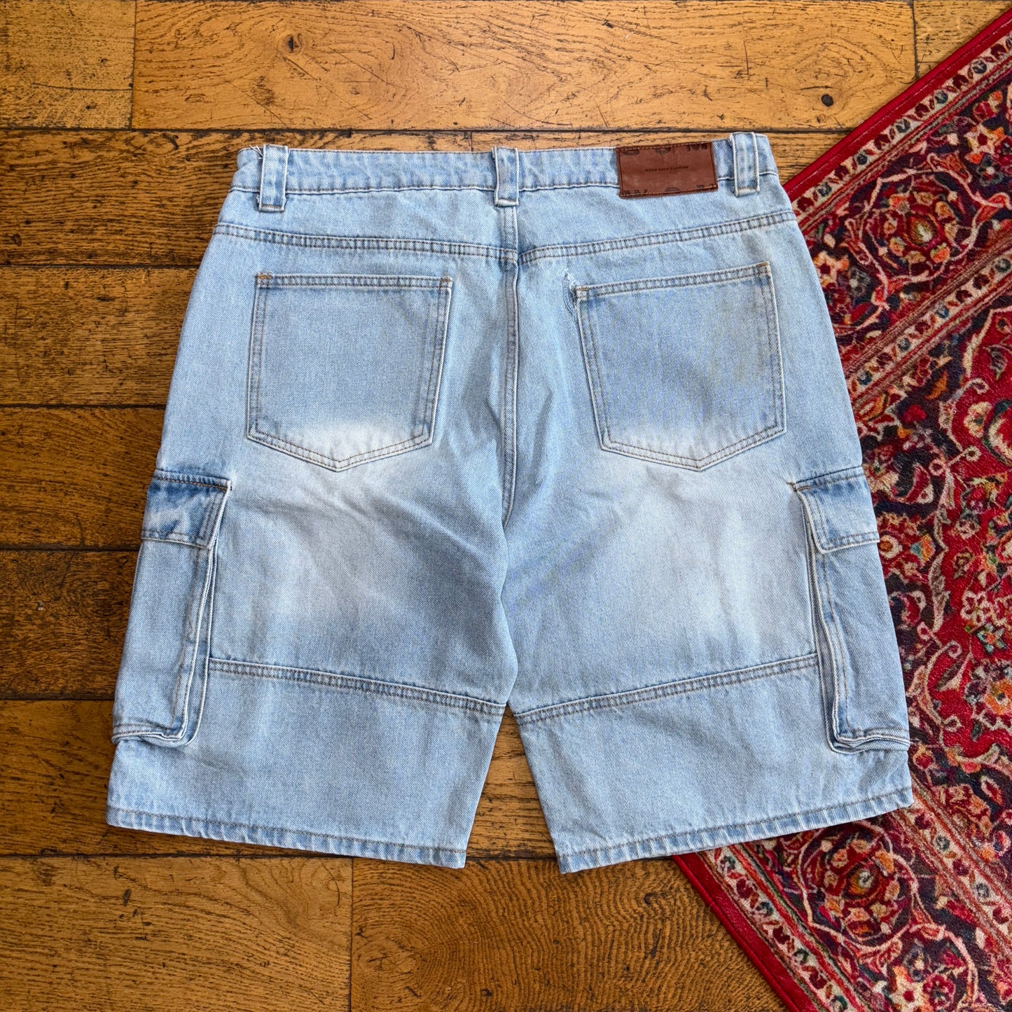 Vintage Blue Cargo Embroidered Y2K Hip Hop Baggy Jeans Shorts Jorts - 38