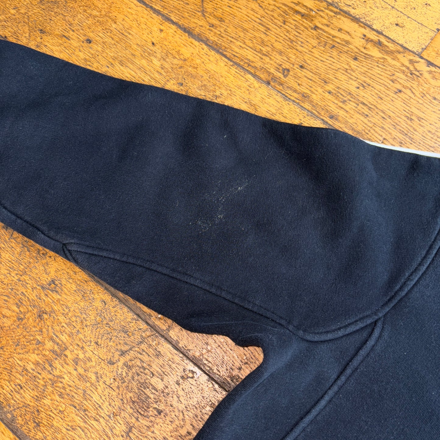 Vintage Nike Y2K Black Swoosh Embroidered Sweatshirt - M