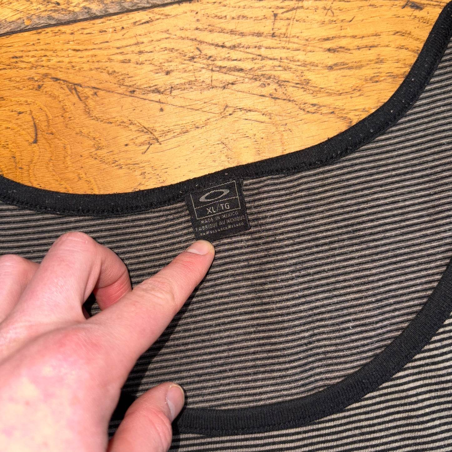 Vintage Oakley Grey Stripe Vest T-Shirt - XL