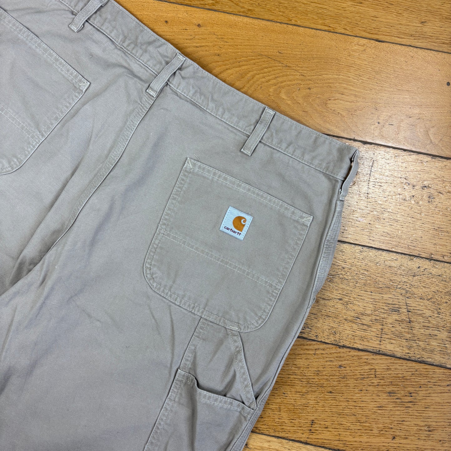 Vintage Carhartt Workwear Cream Baggy Carpenter Shorts - 38