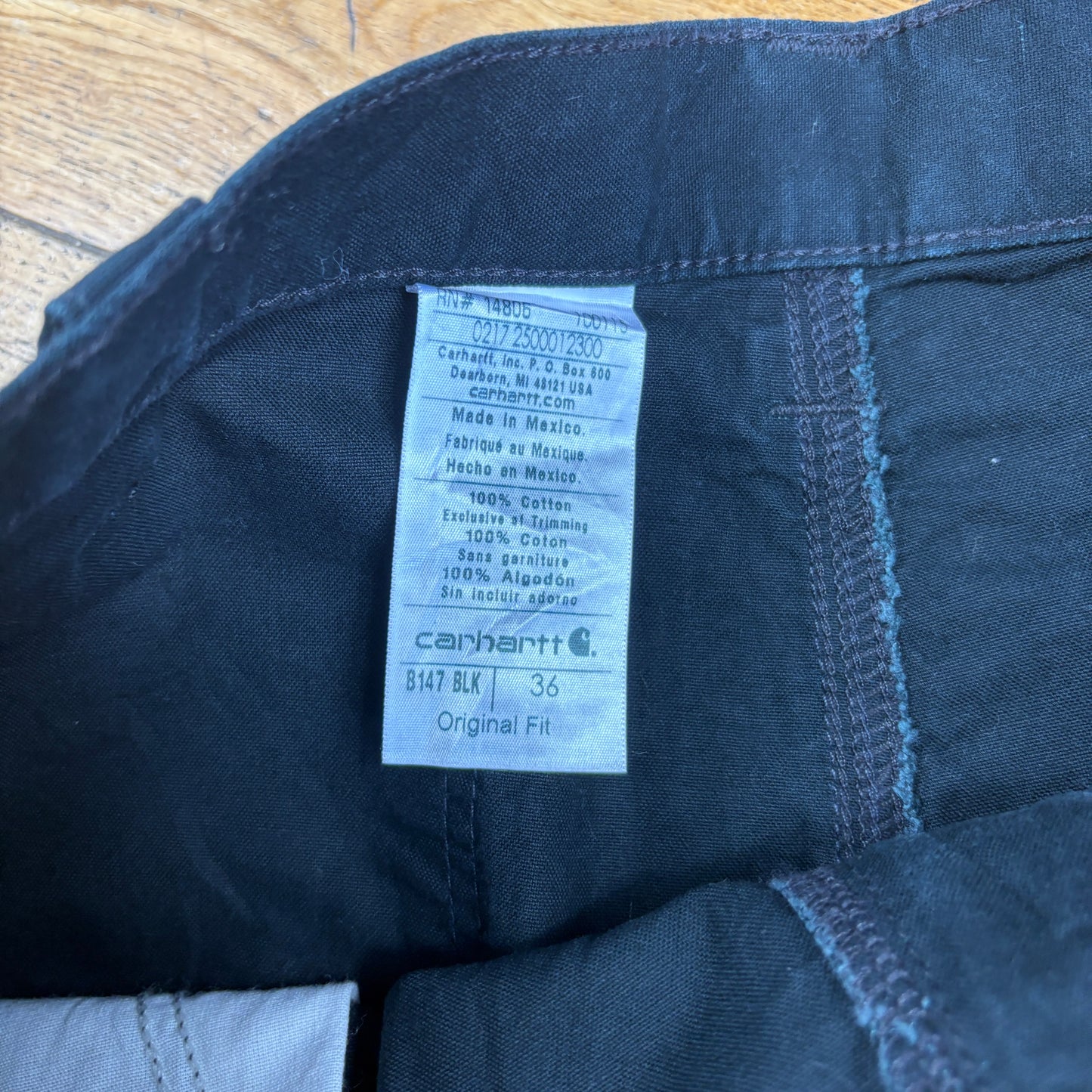 Vintage Carhartt Workwear Black Baggy Carpenter Shorts - 36