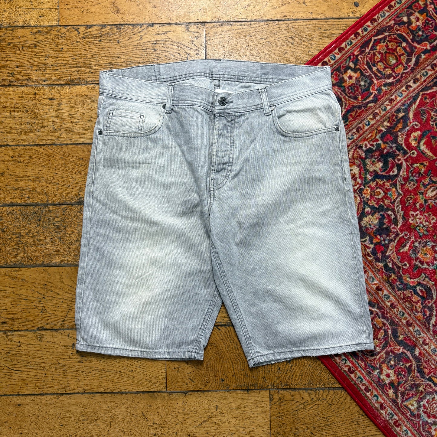 Vintage Grey Denim Shorts - 36
