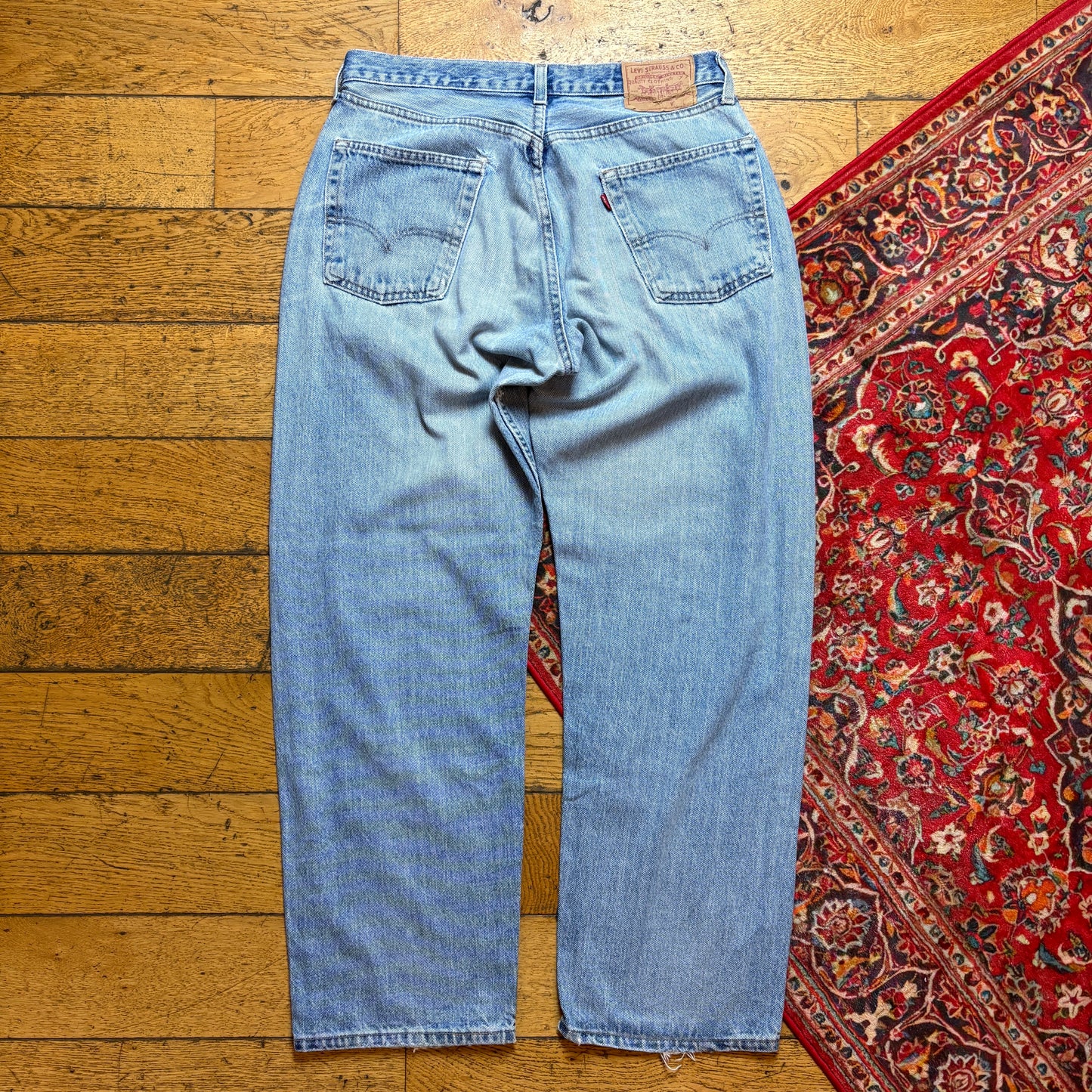 Vintage Levis Baggy Blue Denim Jeans - 34R