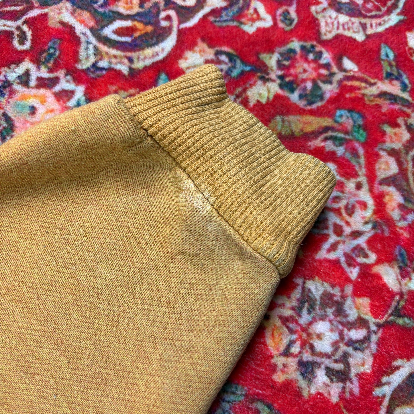 Vintage 90s Hush Puppies Boxy Brown Embroidered Sweatshirt - L