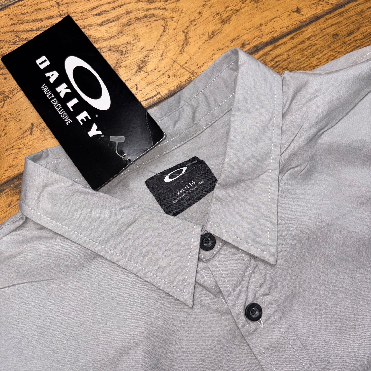 Vintage Oakley Grey Stripe Deadstock Shirt - 2XL