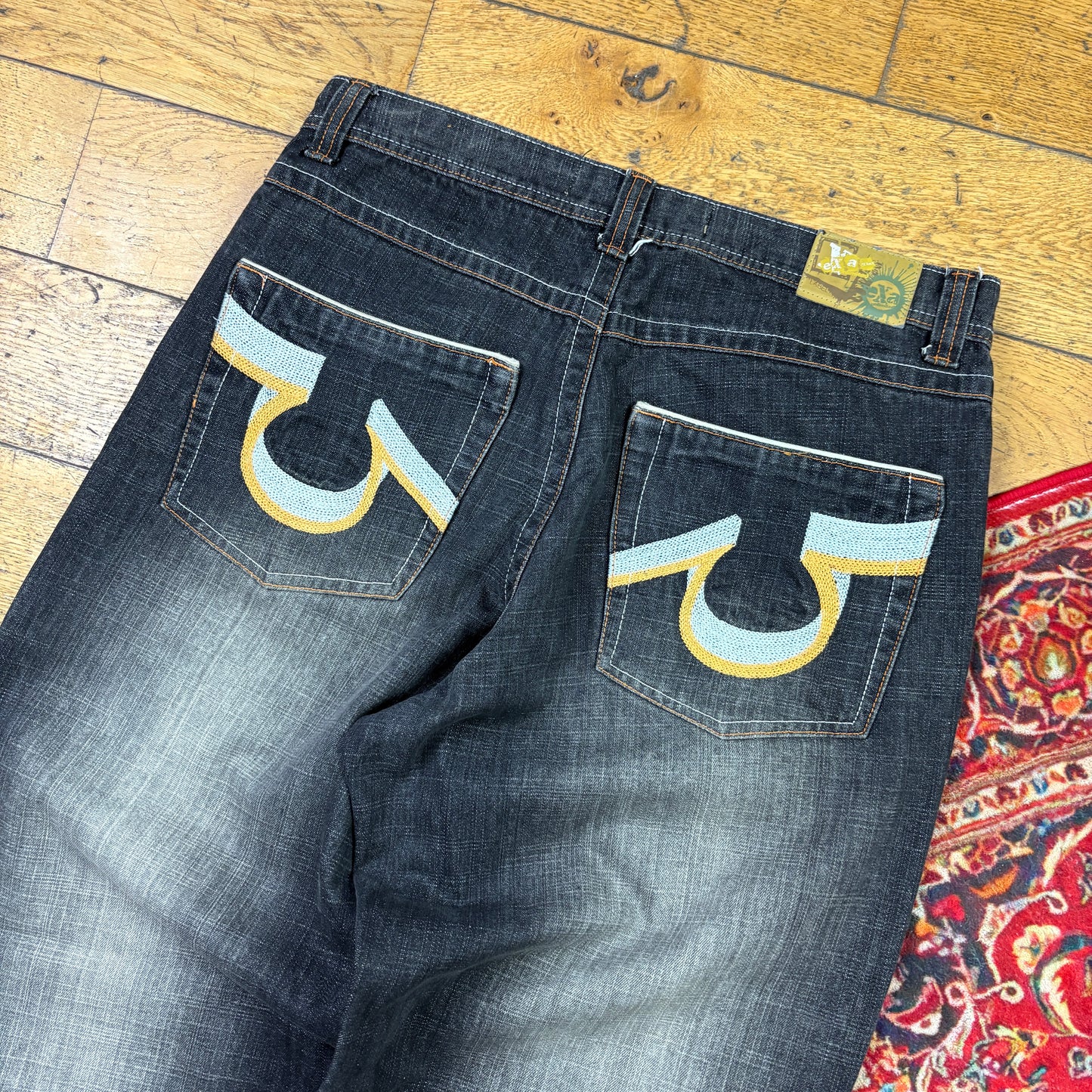 Vintage Black Embroidered Y2K Hip Hop Baggy Jeans - 36