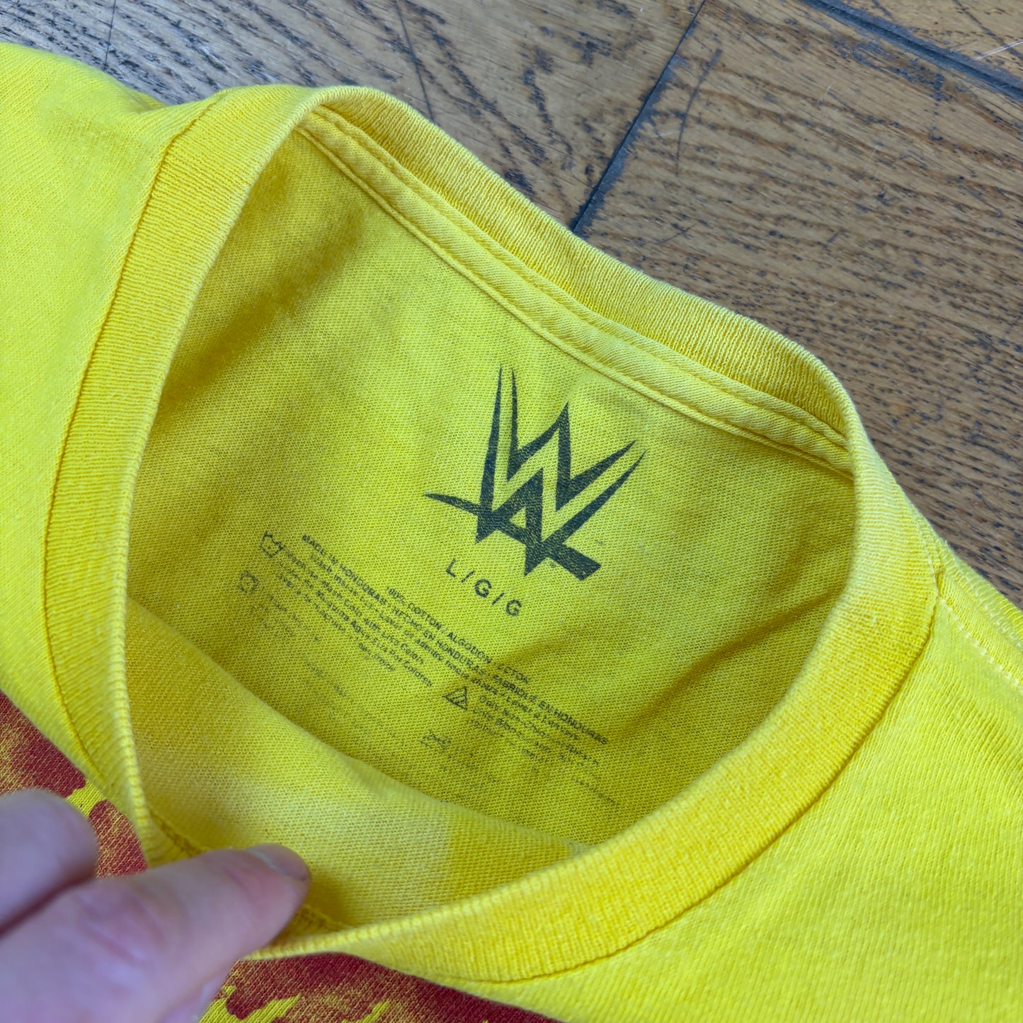 Vintage WWE Hulk Hogan Hulkamania Yellow Graphic T-Shirt - M