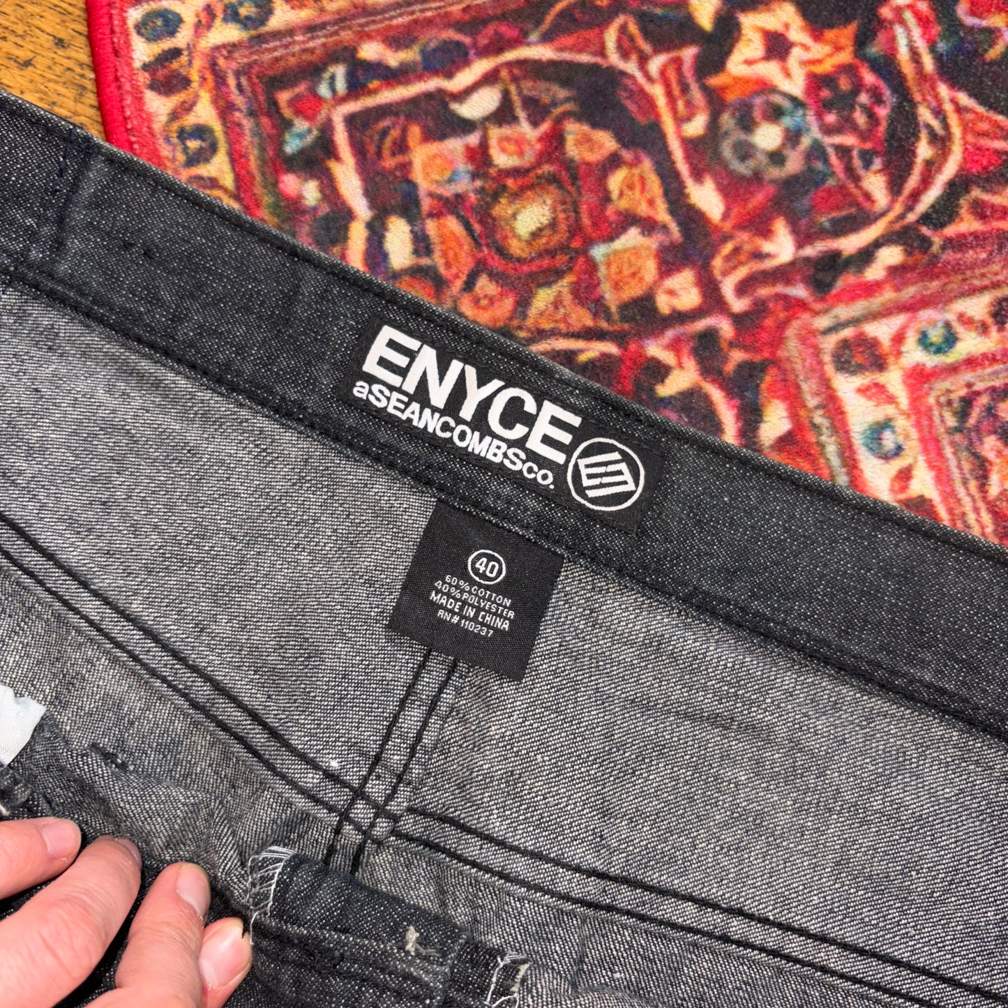 Vintage Enyce Black Diddy Embroidered Y2K Hip Hop Baggy Jeans Shorts Jorts - 40