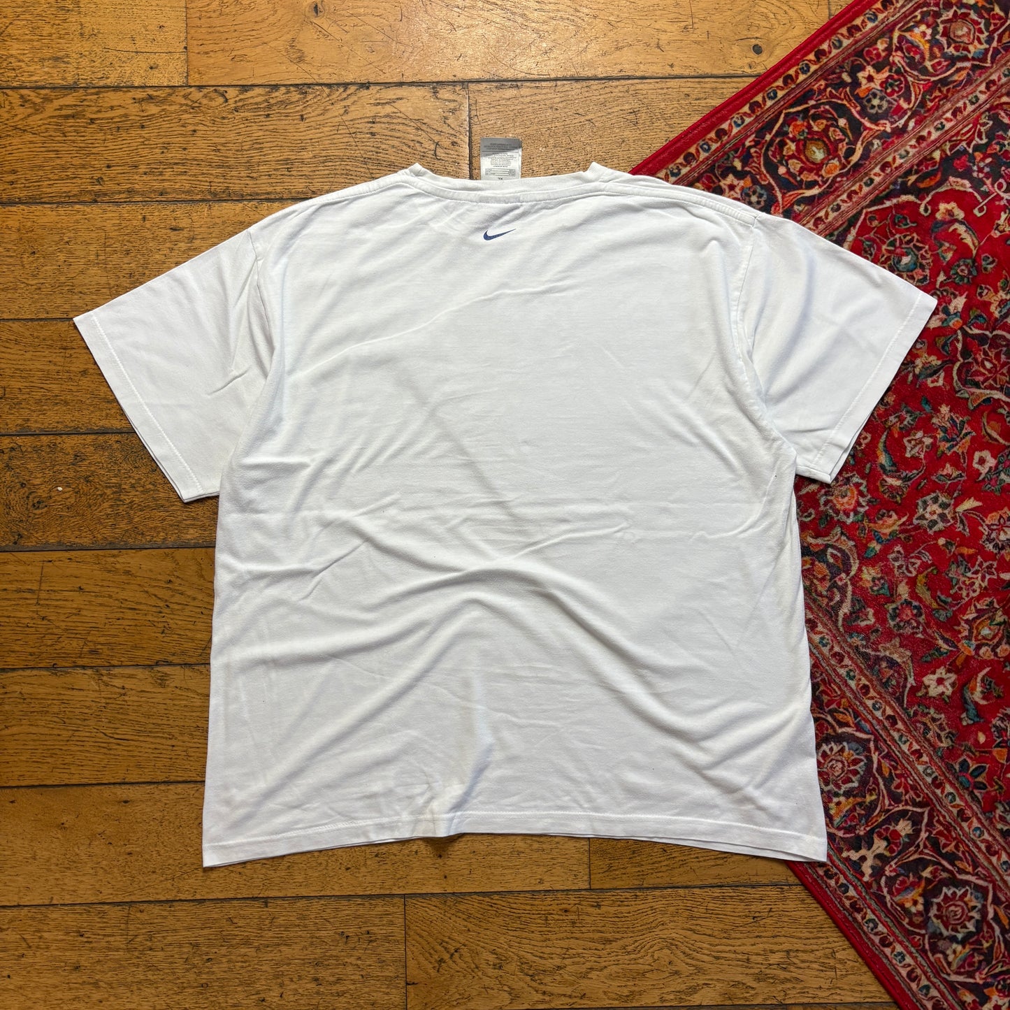 Vintage 00s Nike White Graphic T-Shirt - XL