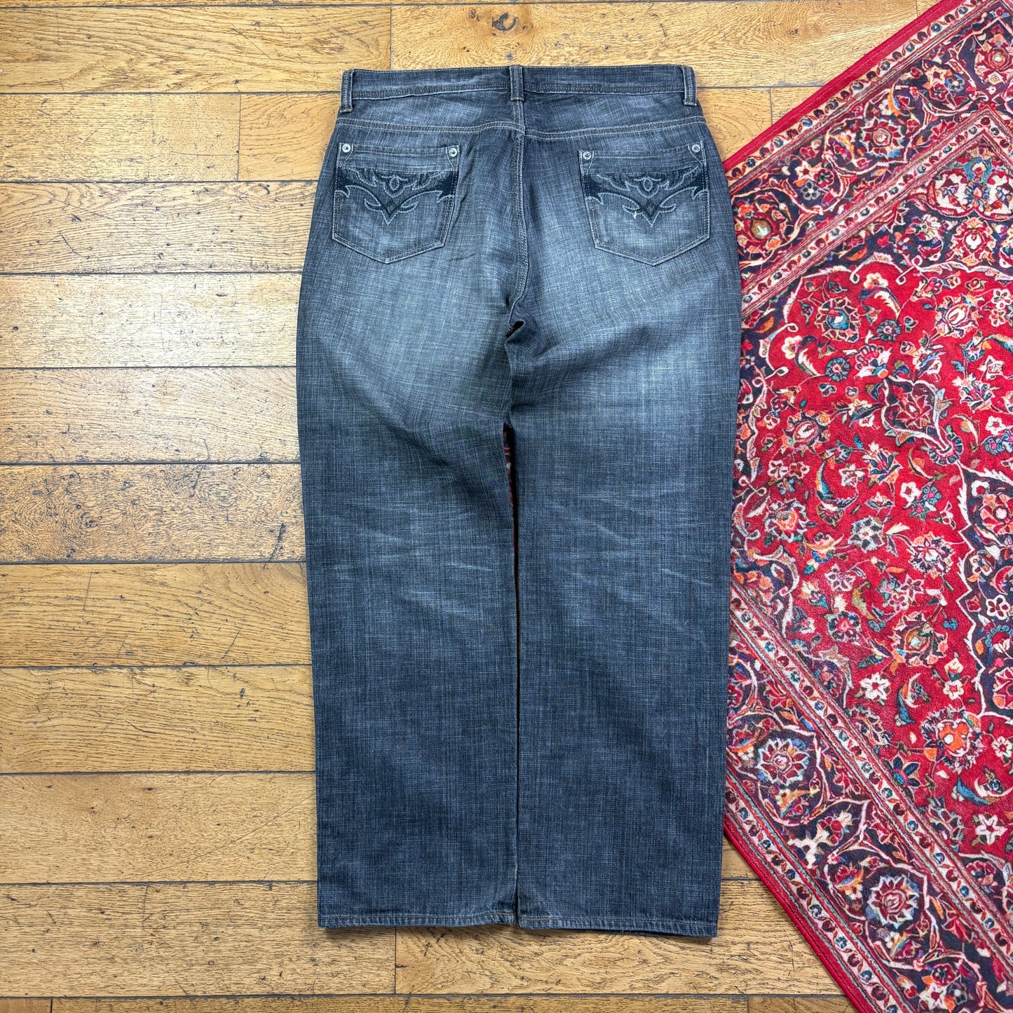 Vintage DKNY Grey Embroidered Y2K Hip Hop Baggy Jeans - 38