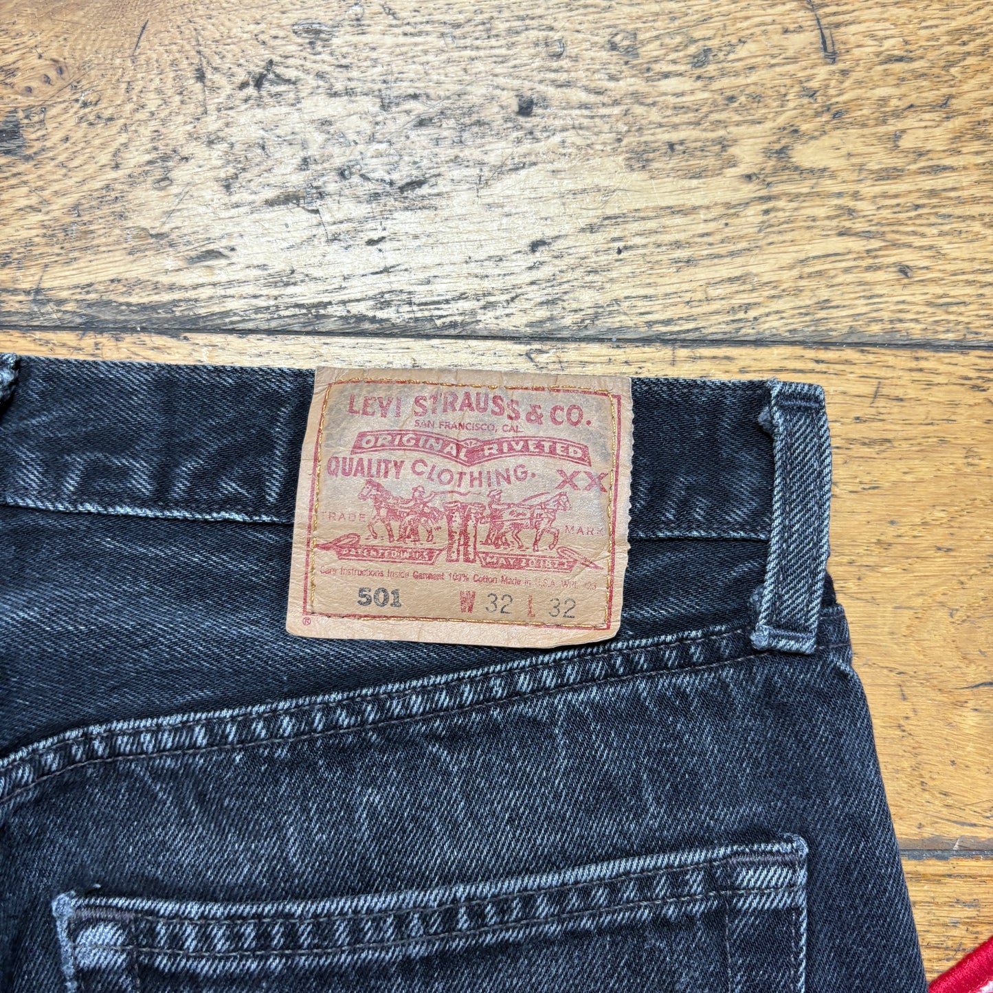 Vintage Levis 501 Straight Black Denim Jeans - 32R