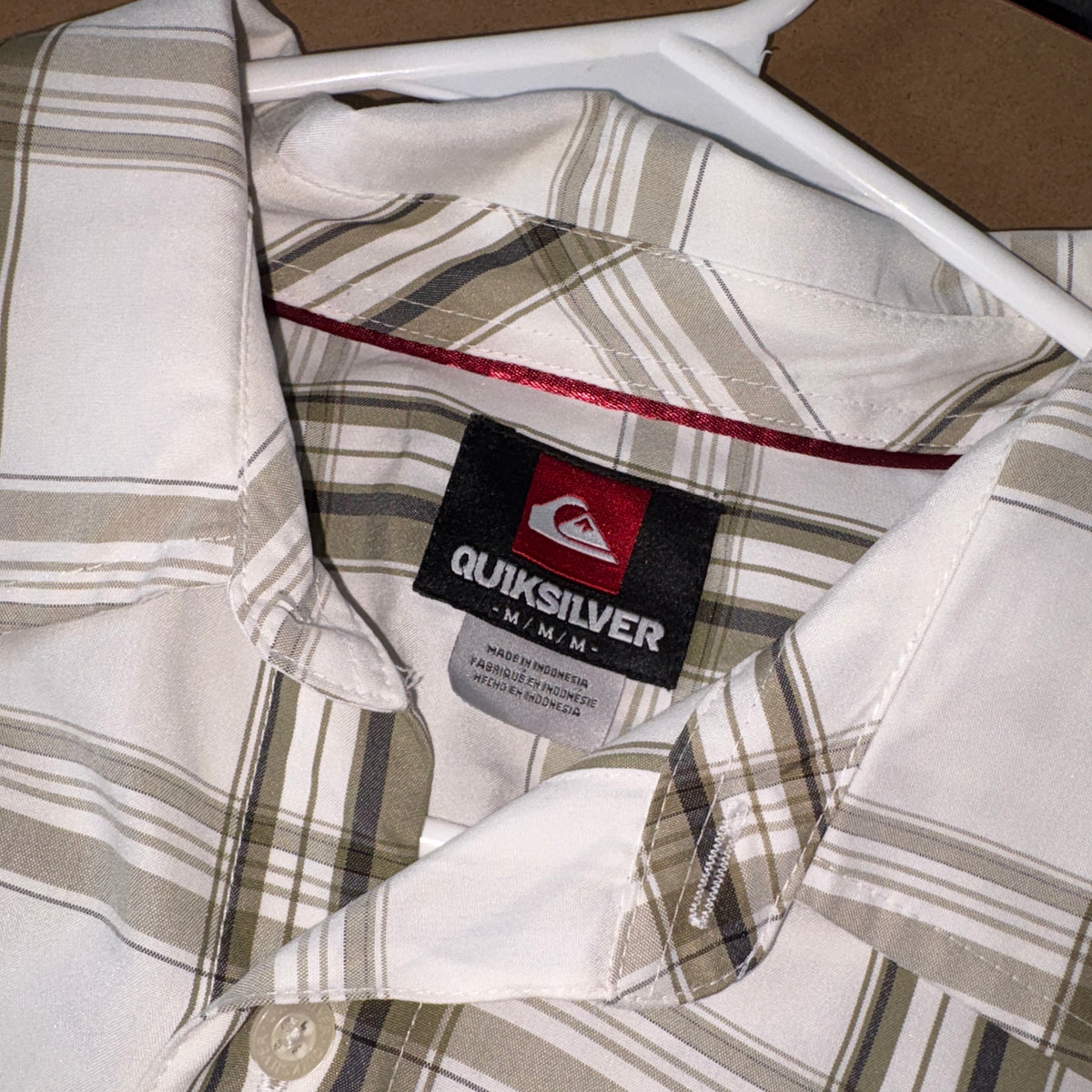 Quiksilver White Check Plaid Short Sleeve Shirt - M