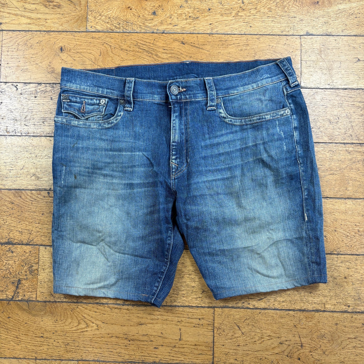 Vintage True Religion Blue Embroidered Y2K Shorts Jorts - 42