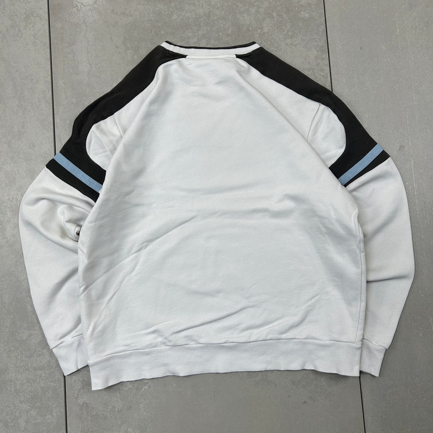 Vintage Fila White Embroidered Sweatshirt - XL