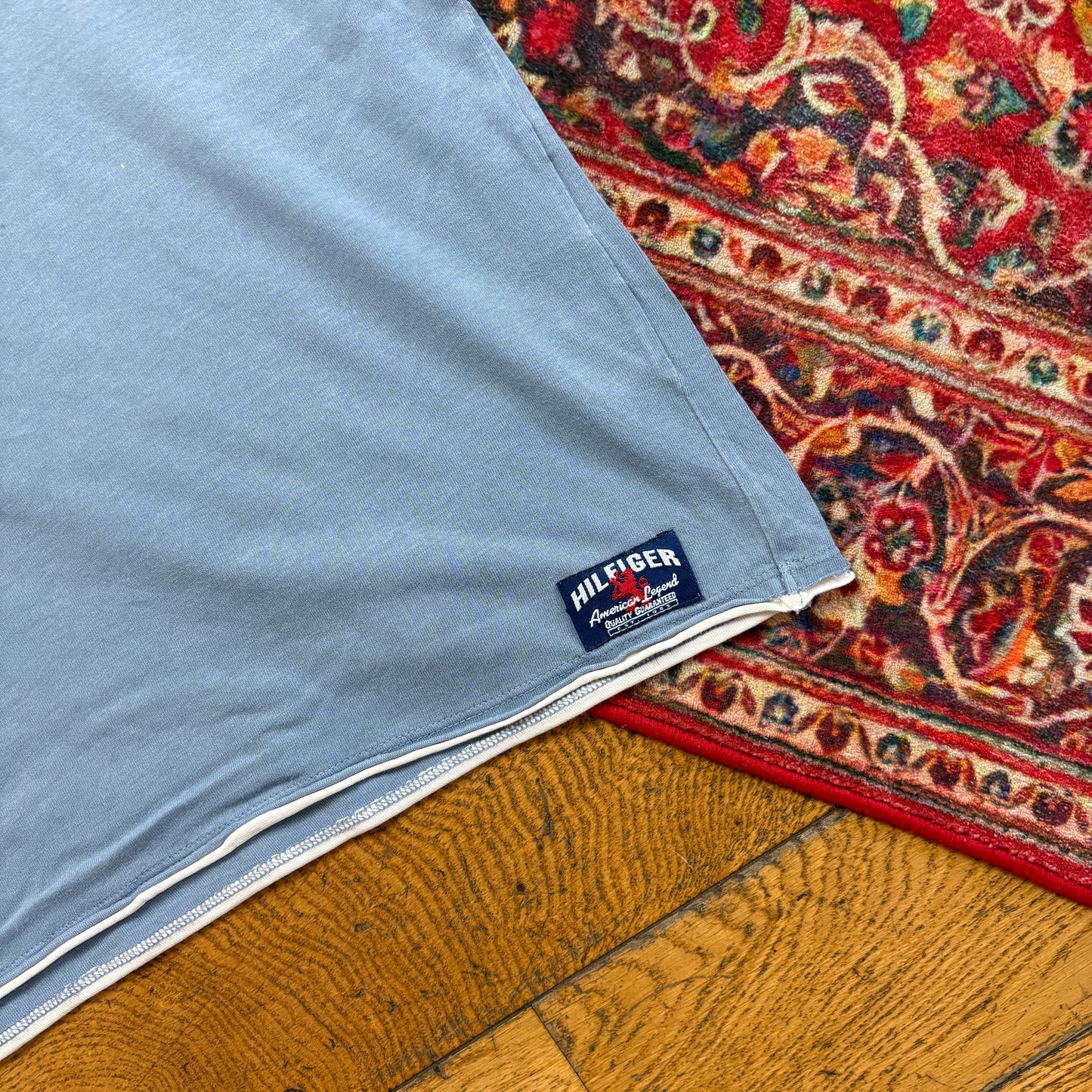 Vintage Tommy Hilfiger Womens Blue Embroidered Graphic T-Shirt - Size 10