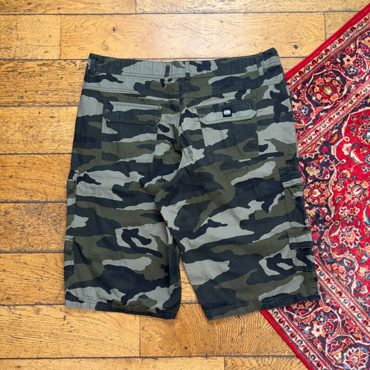 Vintage Ecko Unltd Green Camo Hip Hop Baggy Shorts Jorts - 40