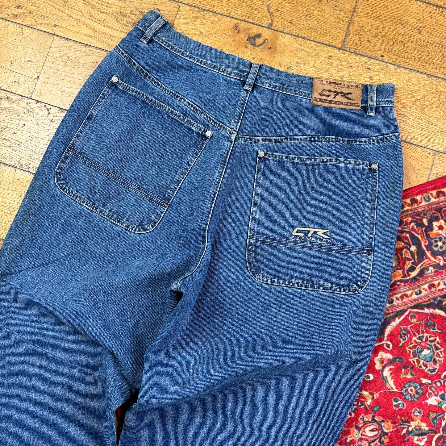 Vintage Blue Embroidered Y2K Hip Hop Baggy Jeans - 38